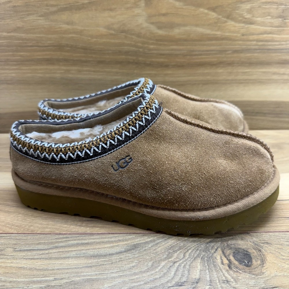 UGG Tasman Slippers Womens 6 Chestnut Suede Sherpa Shearling Cozy Cottagecore